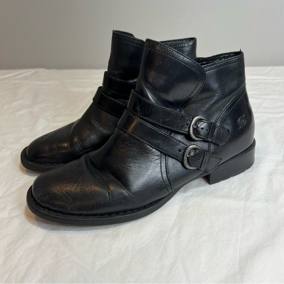 Born Pirlo black leather buckle details ankle boots size 10 - Picture 1 of 9